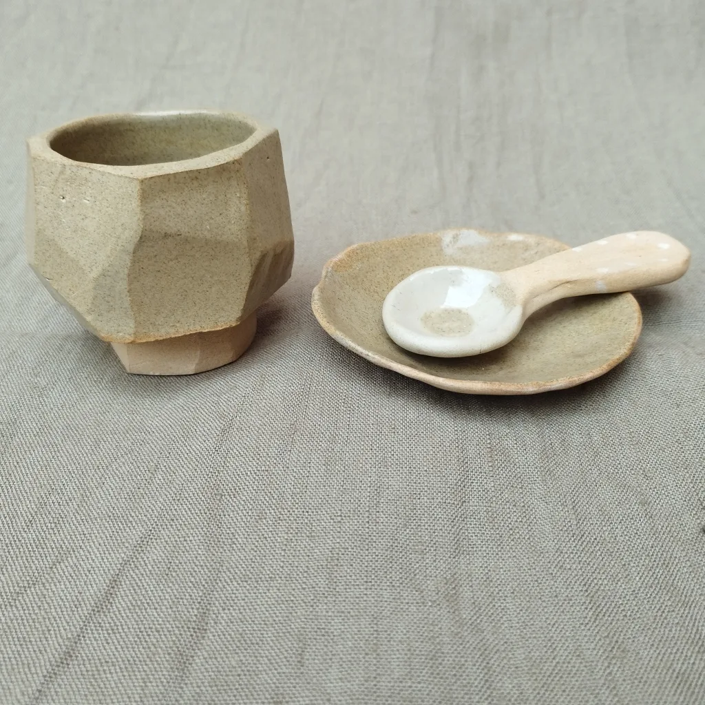 Set petit-déj en grès roux